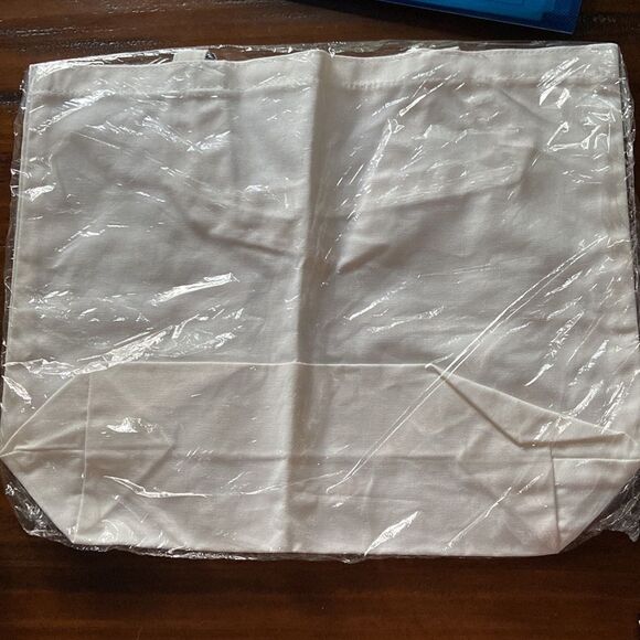 Draper James Tote NWT canvas - Picture 6 of 6